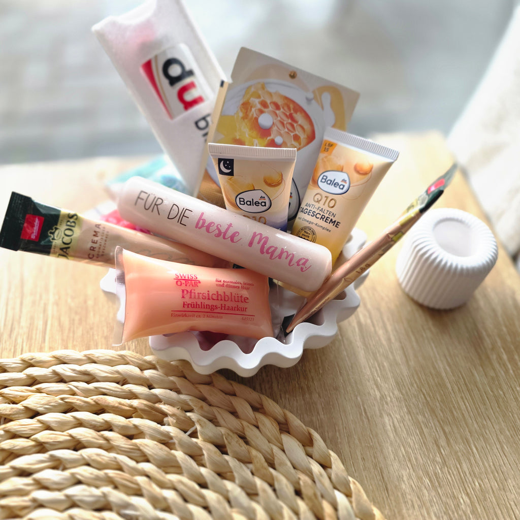 Muttertag Geschenkset – Schale mit Kerze & Kosmetik-Sampler