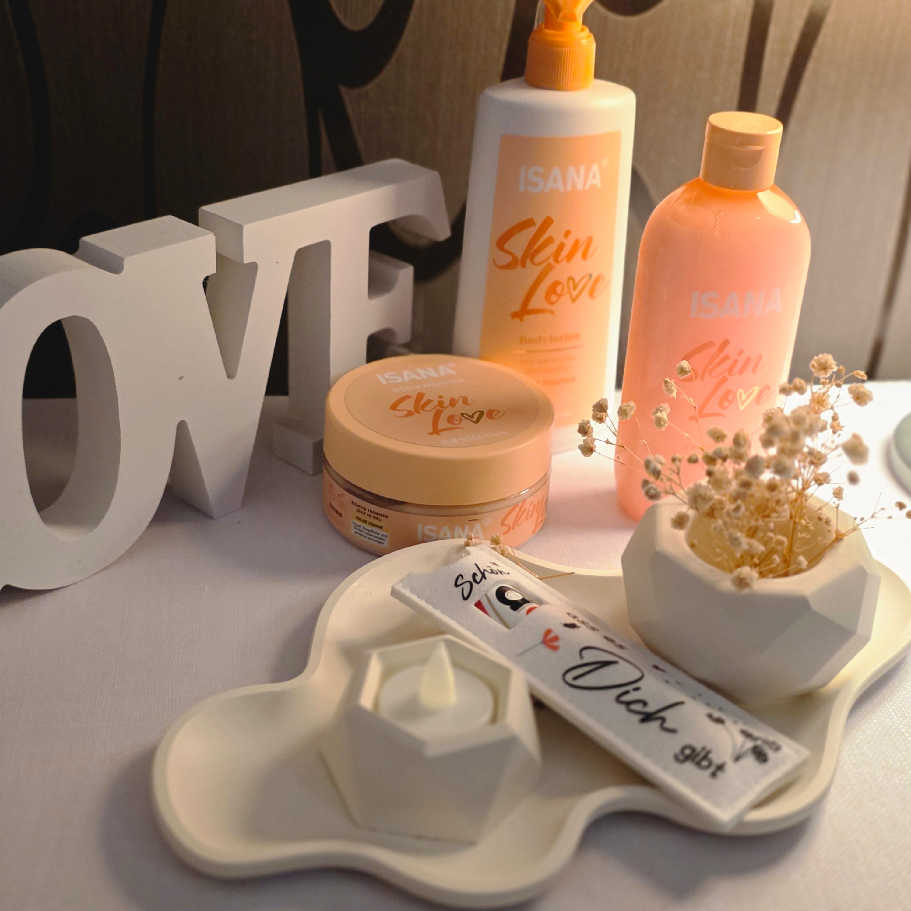 ISANA Skin Love Verwöhnset – Muttertag Geschenkset