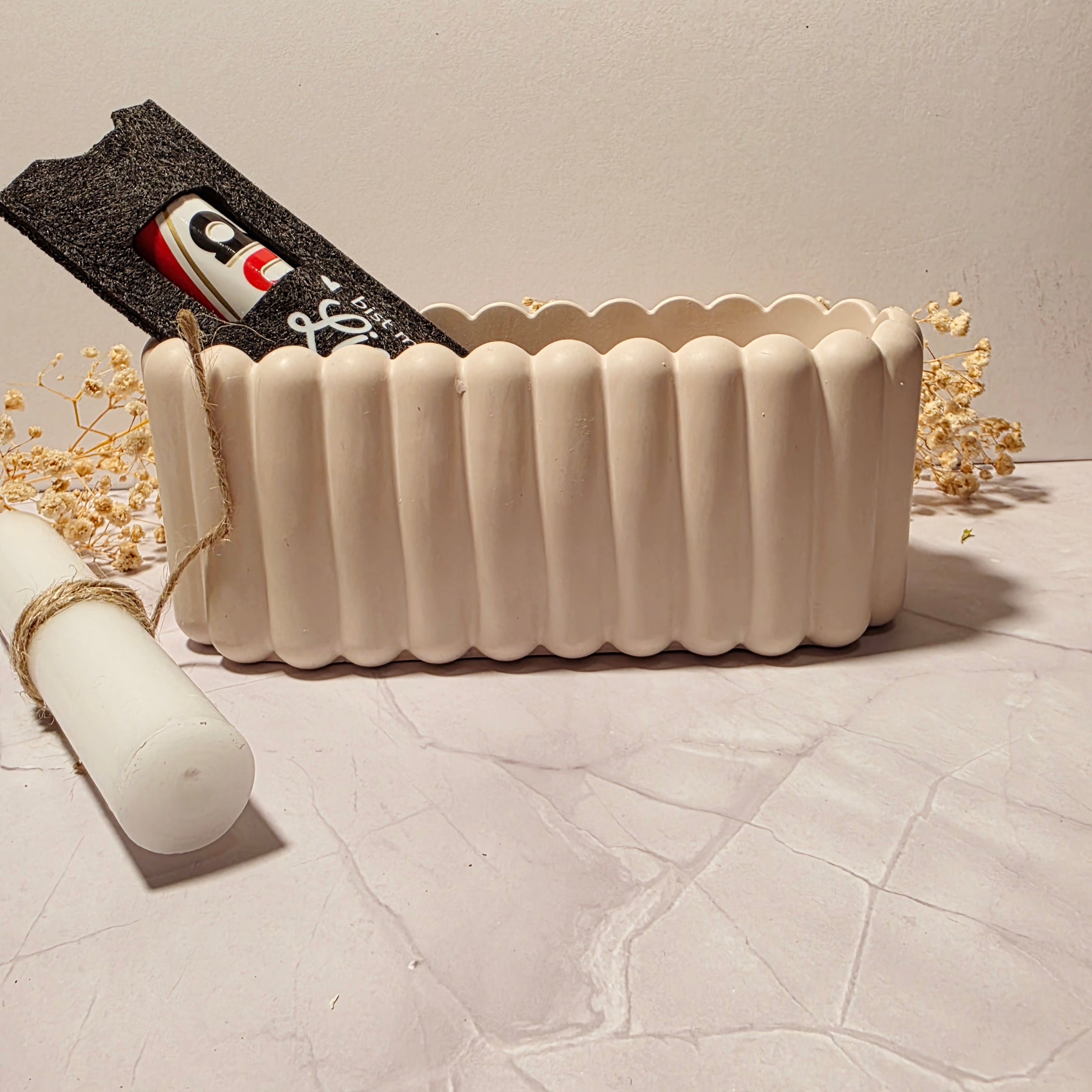 Handgefertigte Wellen-Gipsbox als Aufbewahrung & Blumentopf – Sweetly Crafted by Maja