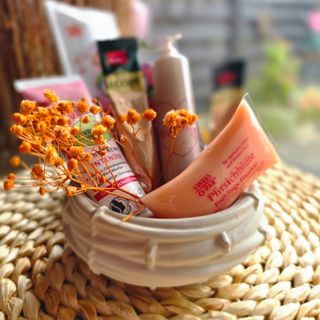 Muttertag Geschenkset – Schale in Orange mit Kosmetik
