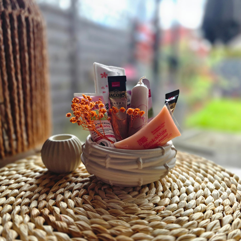 Muttertag Geschenkset – Schale in Orange mit Kosmetik