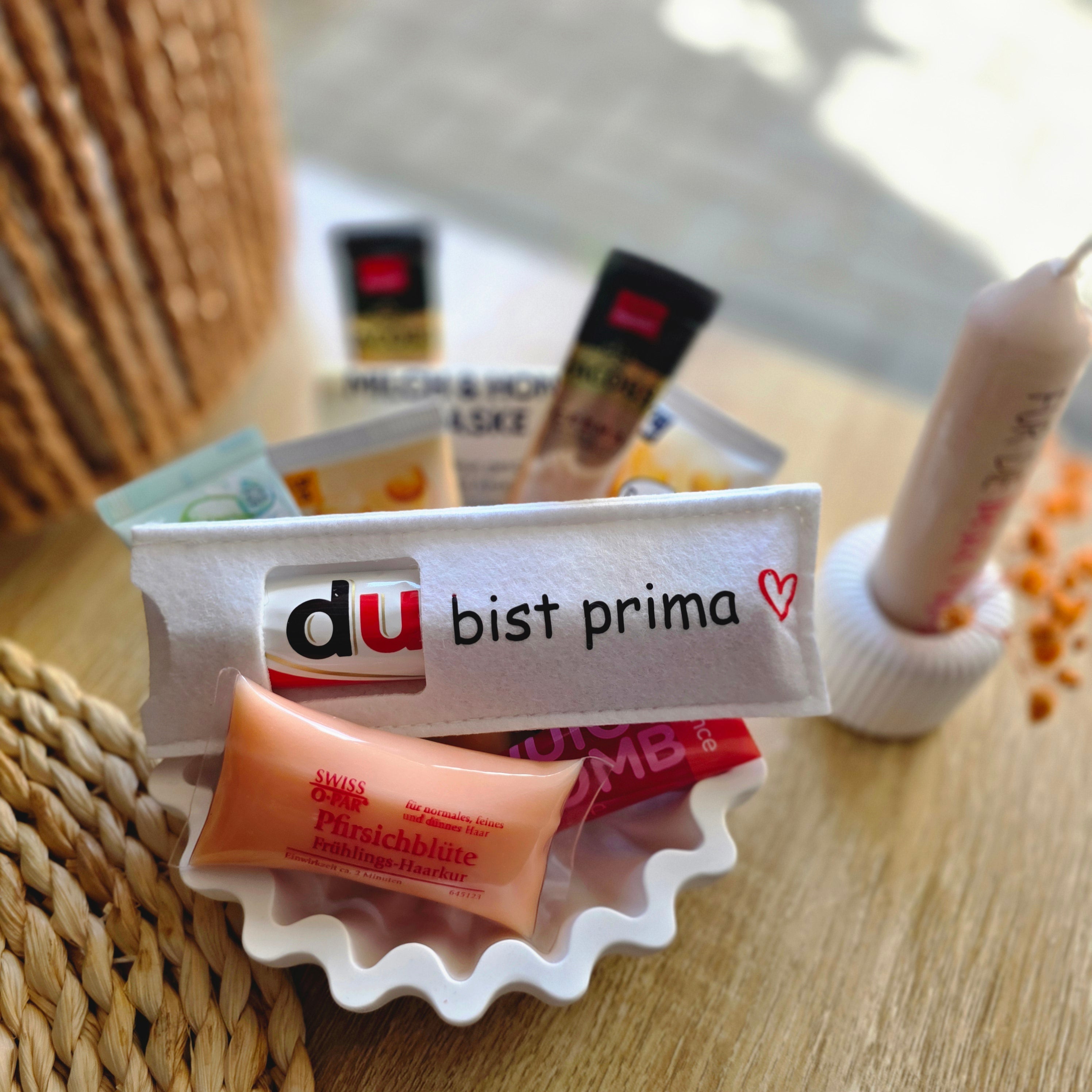 Muttertag Geschenkset – Schale mit Kerze & Kosmetik-Sampler
