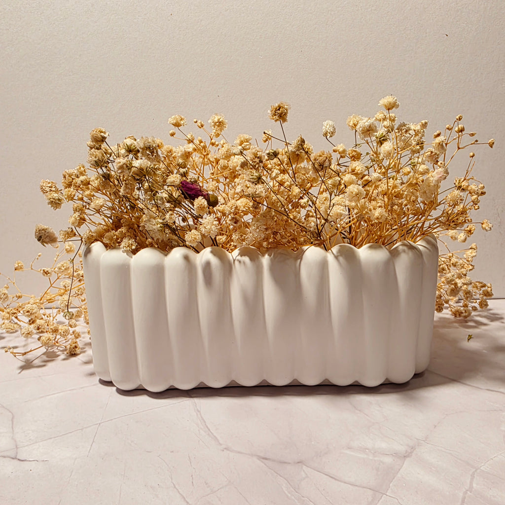Handgefertigte Wellen-Gipsbox als Aufbewahrung & Blumentopf – Sweetly Crafted by Maja